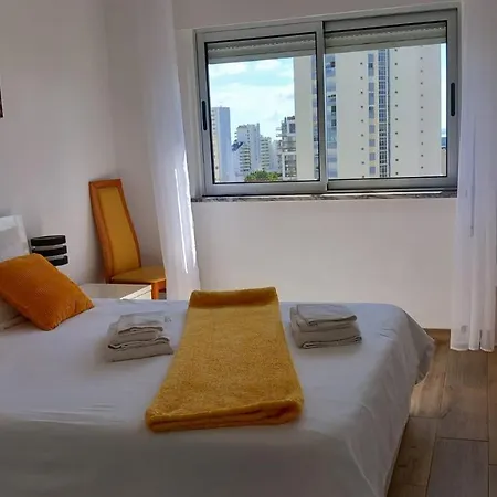 Apartamento Com Vista Espetacular, Ao Lado Da Praia Portimão Buitenkant foto