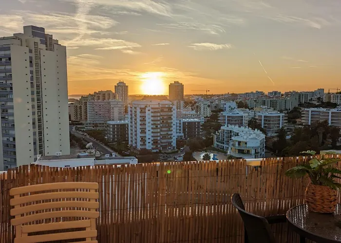 Apartamento Com Vista Espetacular, Ao Lado Da Praia