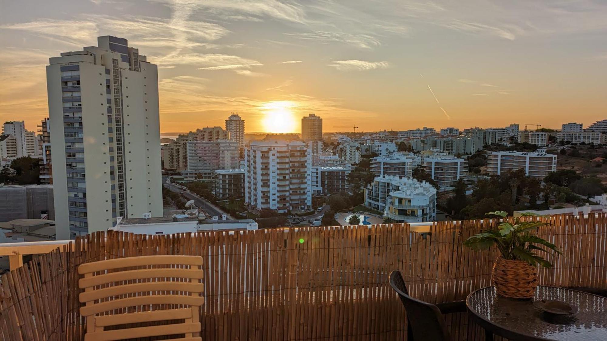 Com Vista Espetacular, Ao Lado Da Apartment *